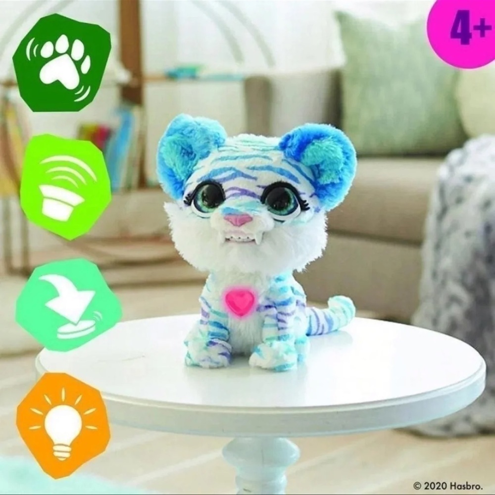 (NEW) furReal North the Sabertooth Kitty Interactive Pet Toy